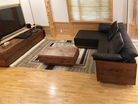 納品事例 福山市T様邸(カウチソファー ギャッベ)