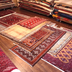 【入荷情報】アンティーク絨毯(オールドギャッベなど)が入荷しました。