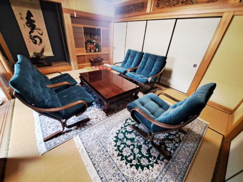 納品事例 福山市 H様邸 ナイン産ペルシャ絨毯 ソファ