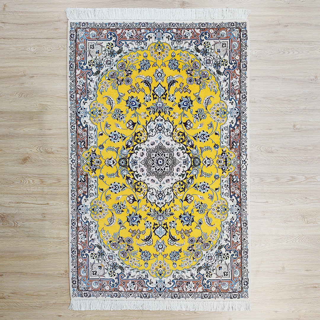 ペルシャ絨毯 イラン ナイン産<br>玄関マットサイズ 154×102