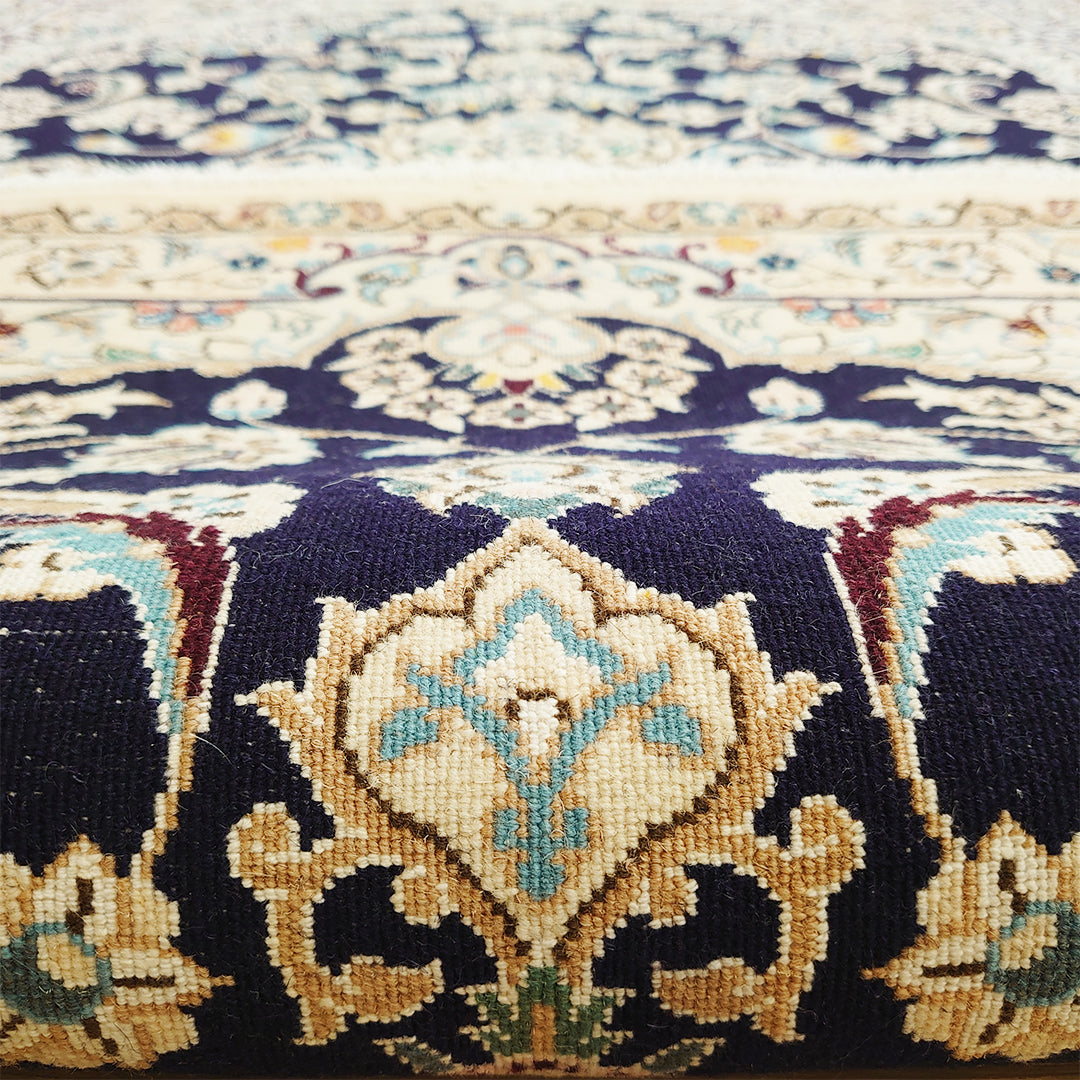 ペルシャ絨毯 イラン ナイン産<br>玄関マットサイズ 161×106