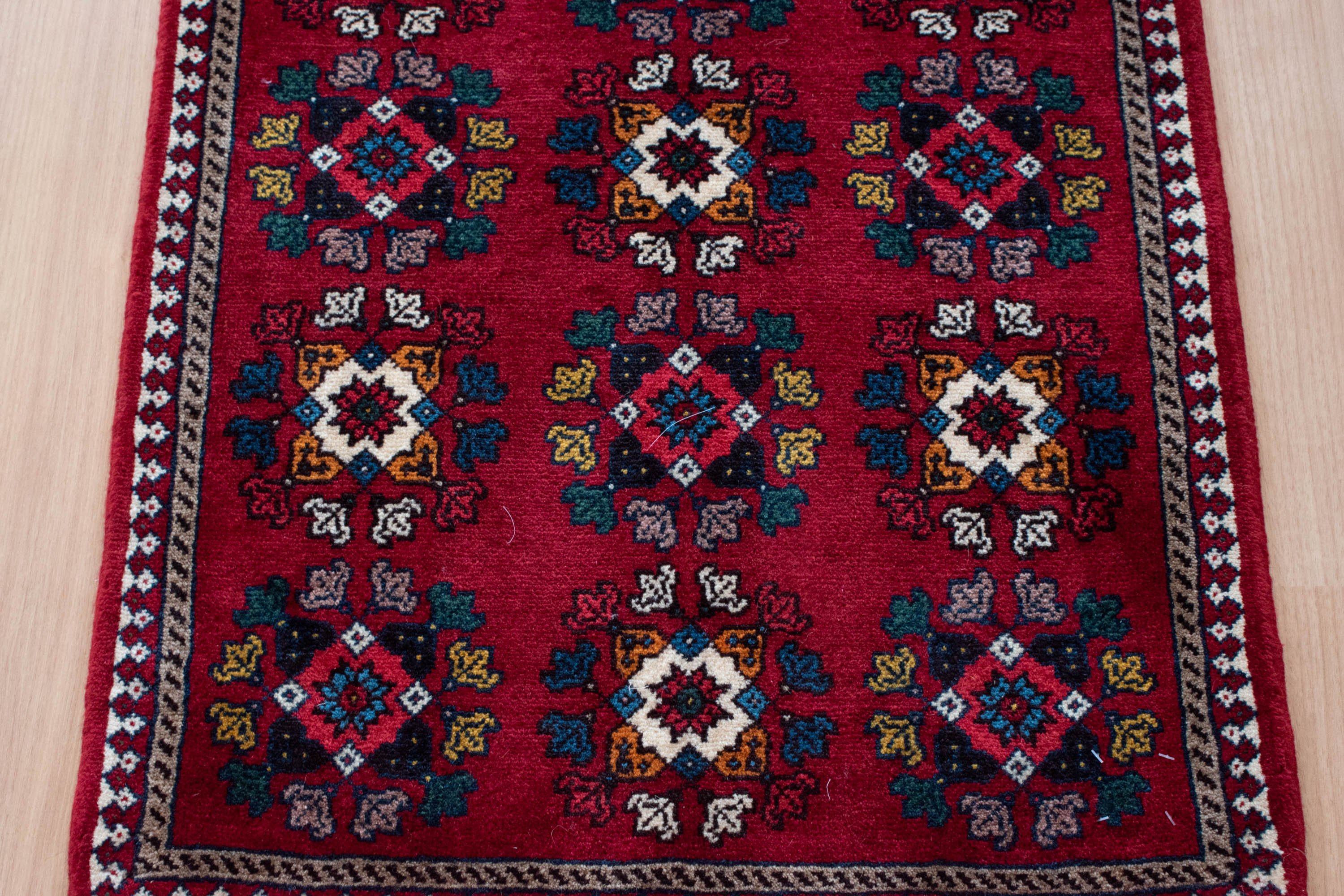 トライバルラグ イラン産 ヤラメ<br> 玄関マットサイズ 99×60