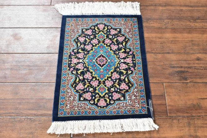 ペルシャ絨毯 イラン クム産玄関マットサイズ 41✕29