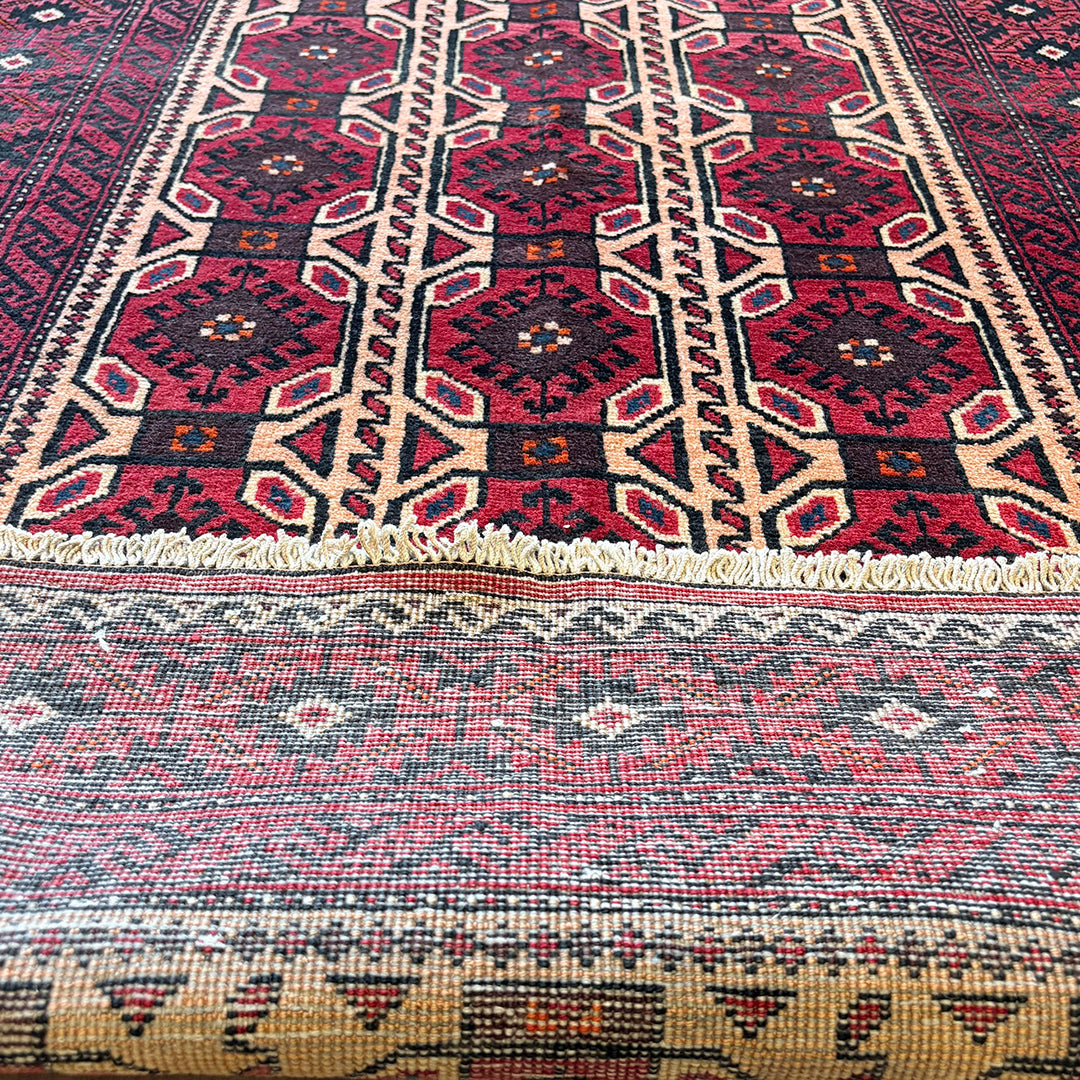 トライバルラグ<br>イラン産 バルーチ<br>リビングサイズ 194×100