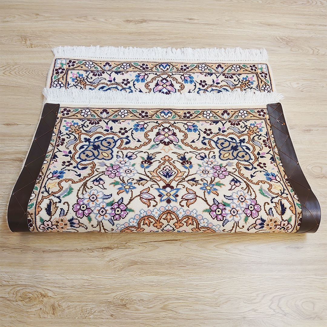 ペルシャ絨毯 イラン ナイン産<br>玄関マットサイズ 89×60
