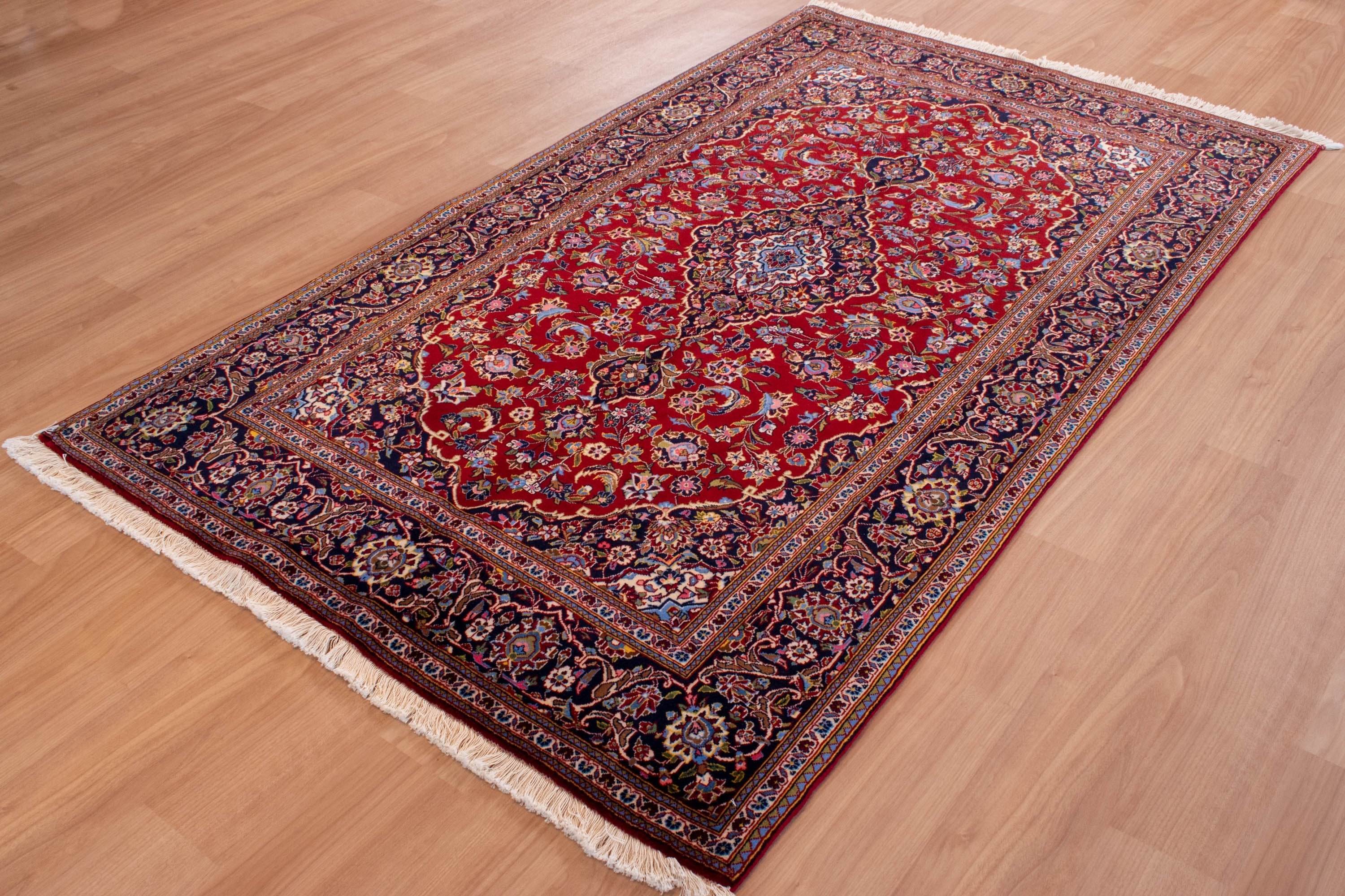 ペルシャ絨毯 イラン<br> カシャーン産 227✕135<br>【商品番号:51698】