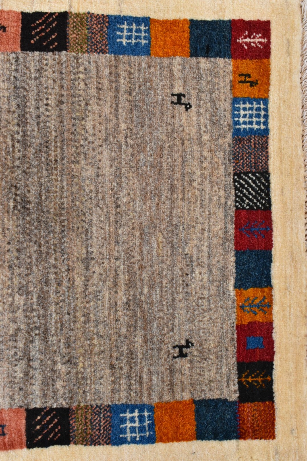 ギャッベ イラン産 <br>玄関サイズ 91✕63<br>【商品番号:12987】