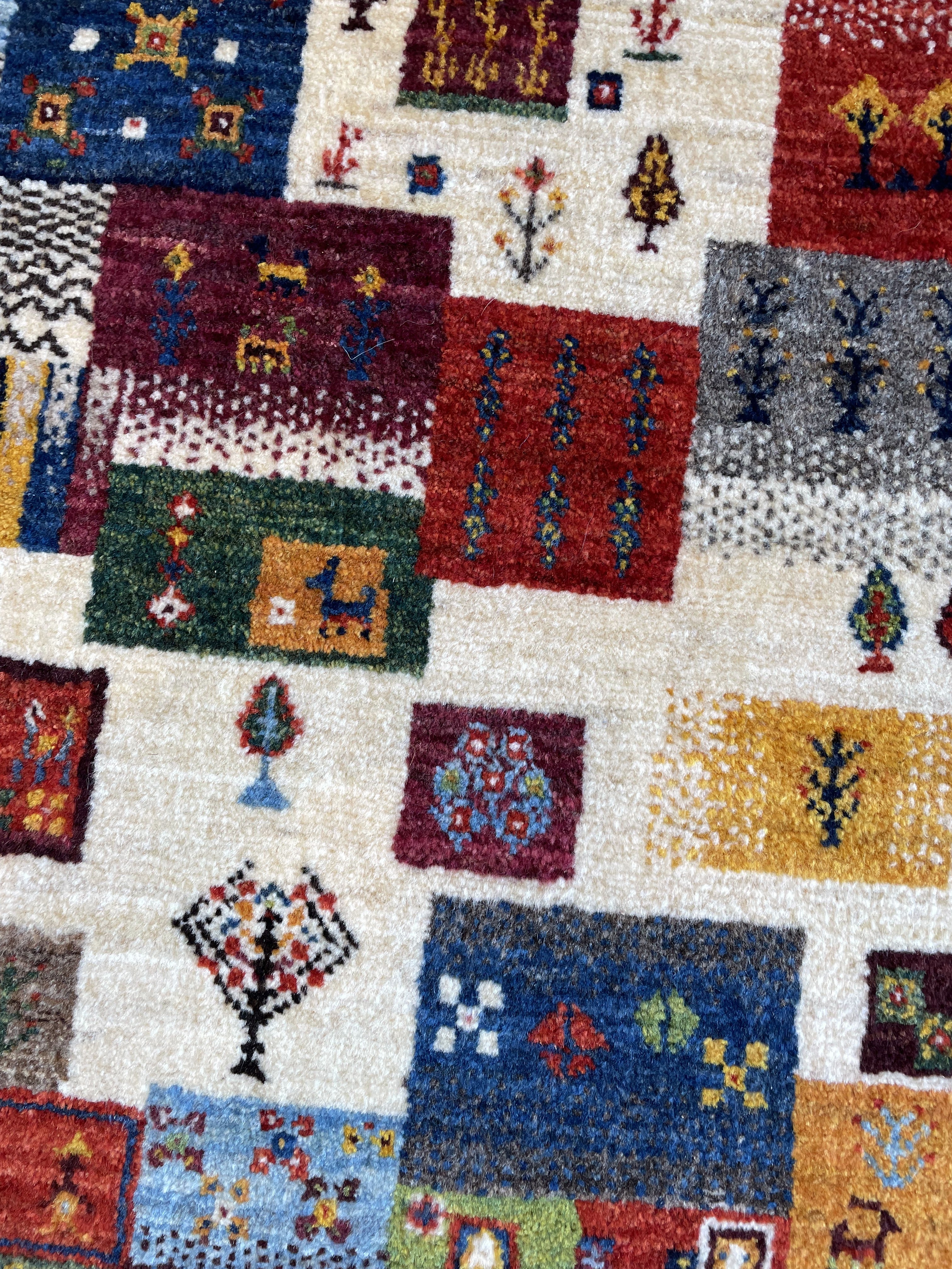 ギャッベ イラン産<br>玄関マットサイズ 125×86