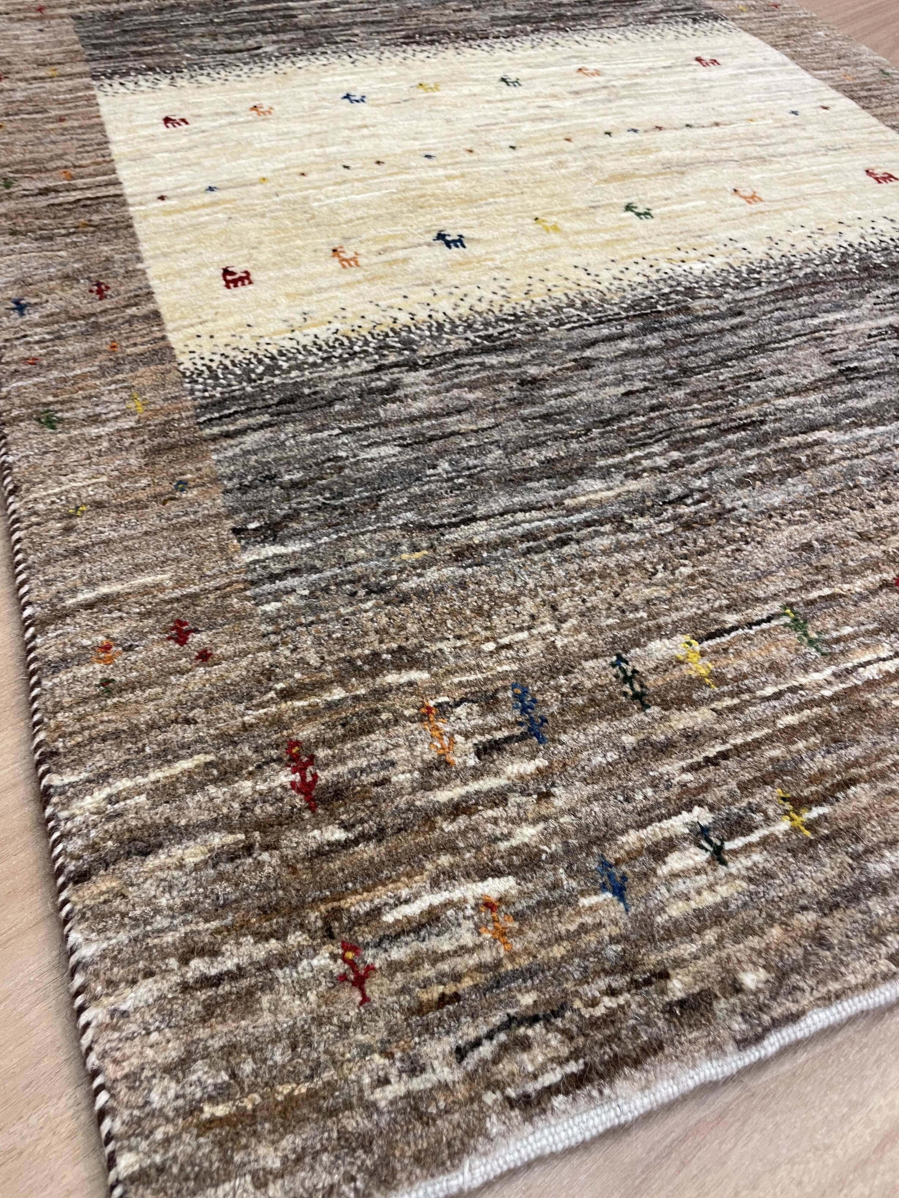 ギャッベ イラン産<br>玄関マットサイズ 118×79