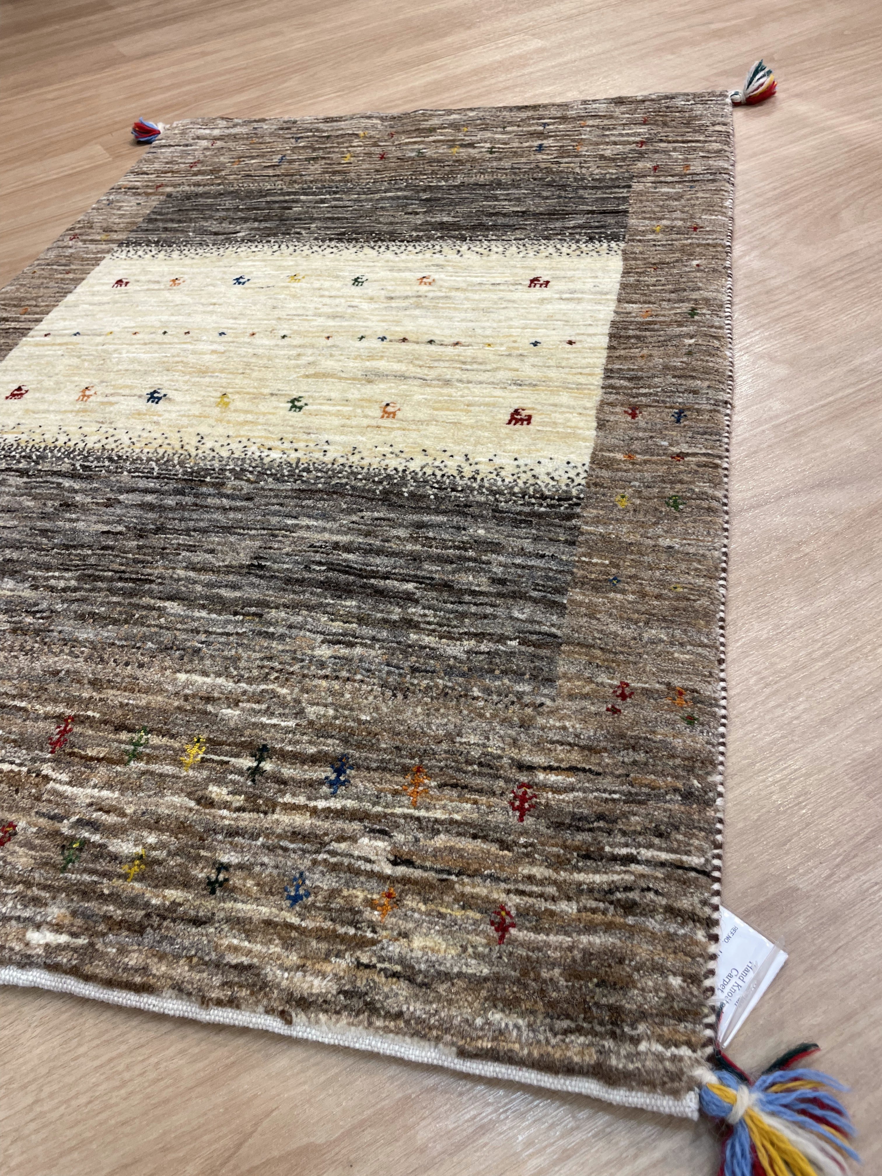 ギャッベ イラン産<br>玄関マットサイズ 118×79