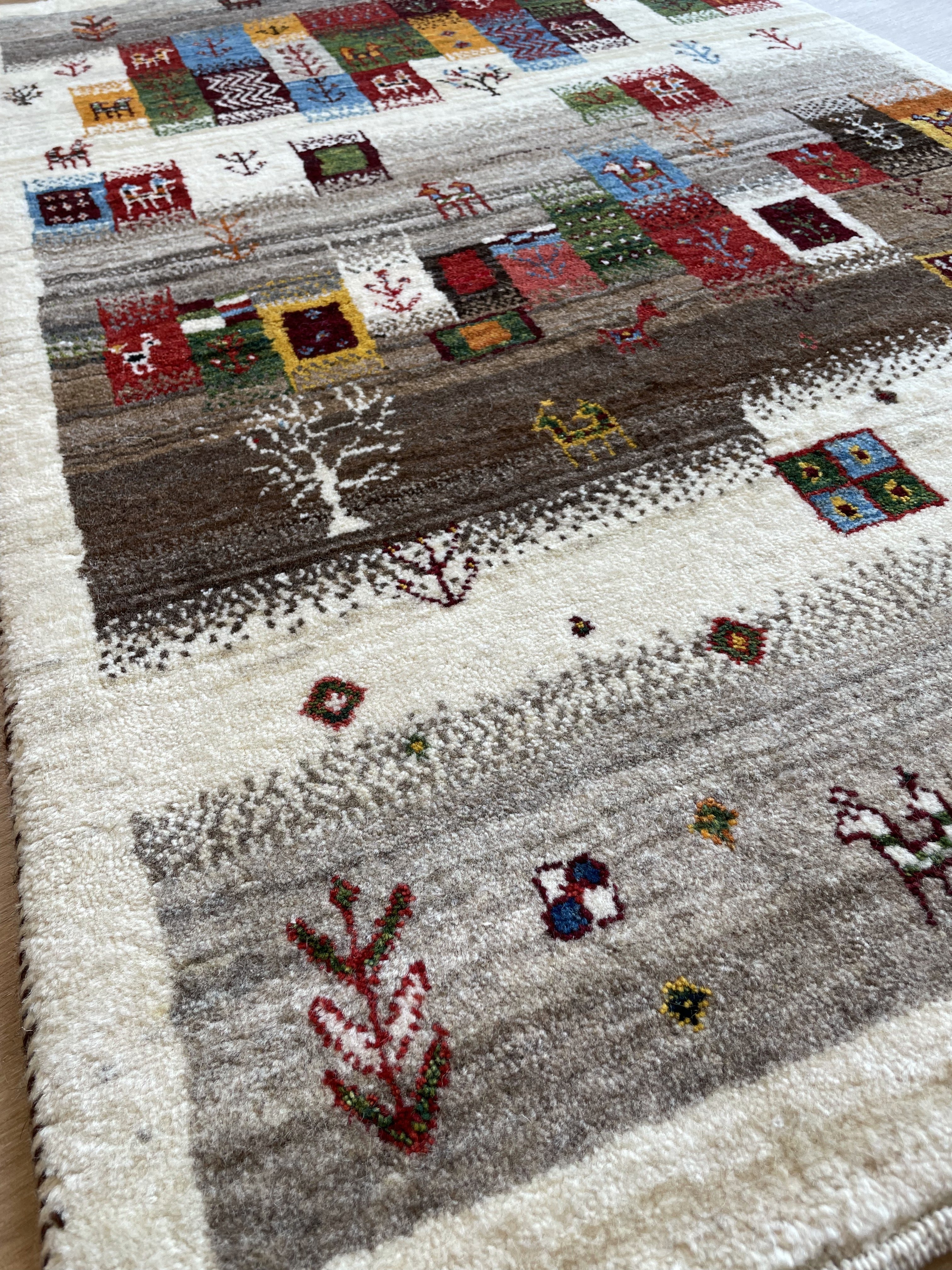 ギャッベ イラン産<br>玄関マットサイズ 127×77