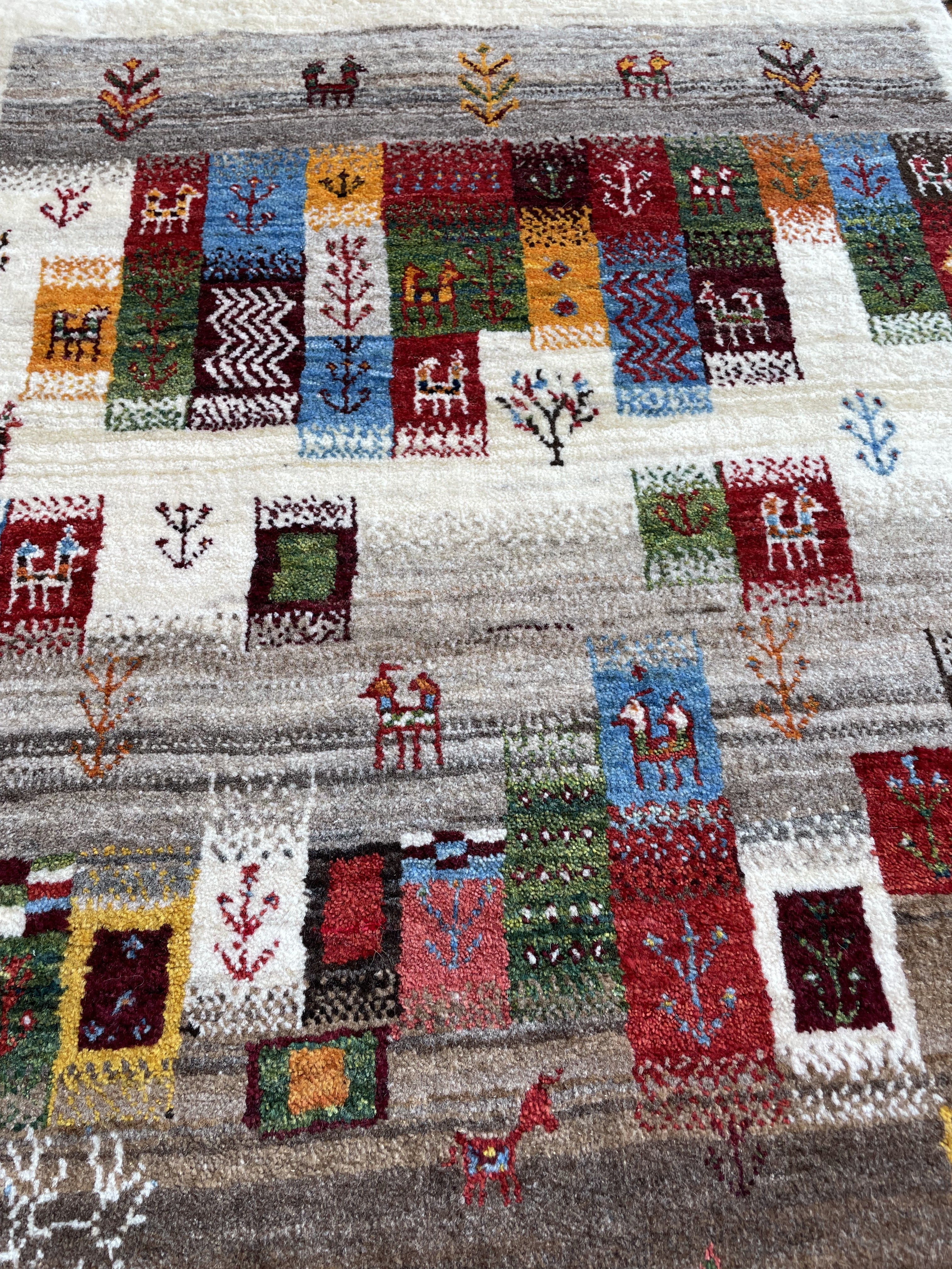 ギャッベ イラン産<br>玄関マットサイズ 127×77