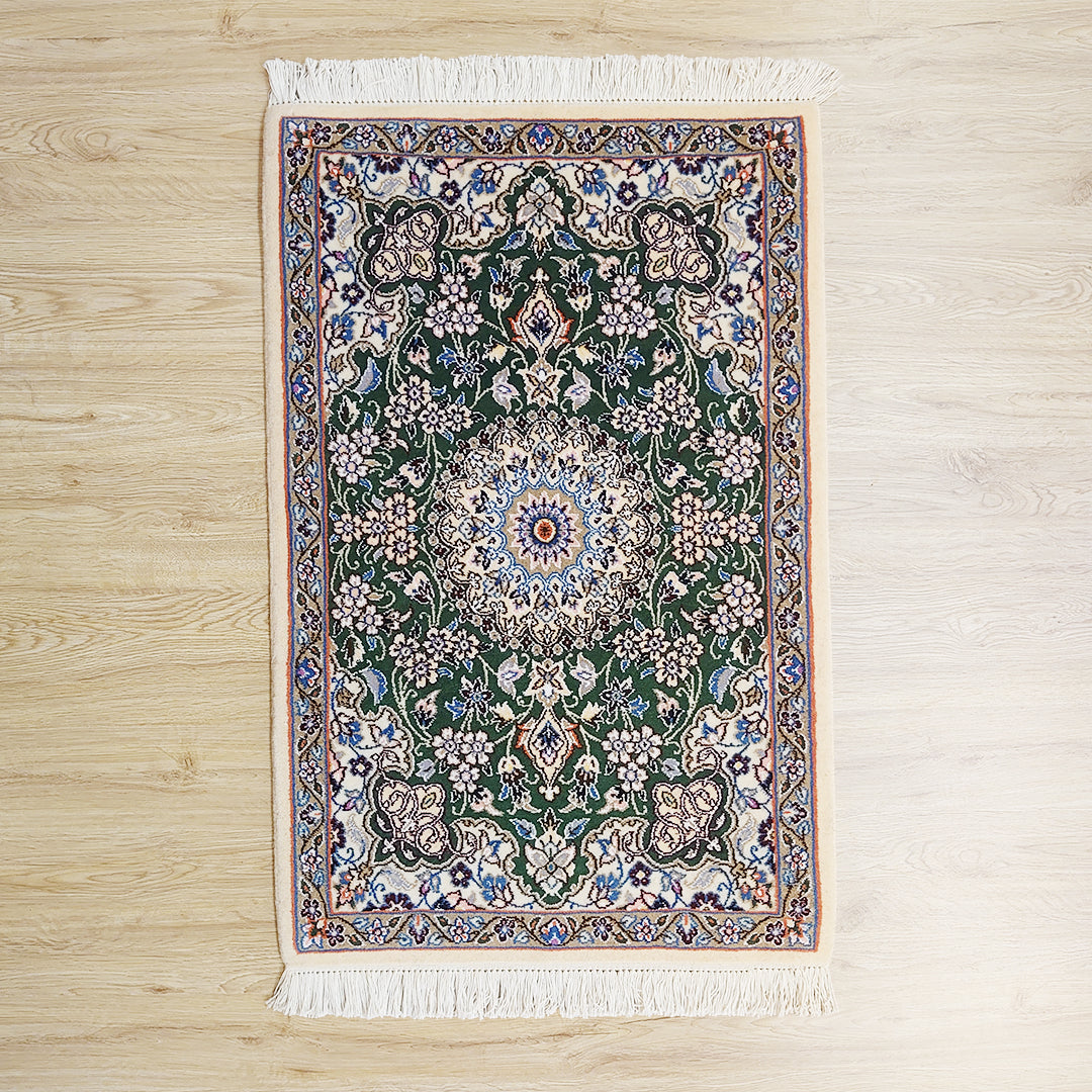 ペルシャ絨毯 イラン ナイン産<br>玄関マットサイズ 90×60
