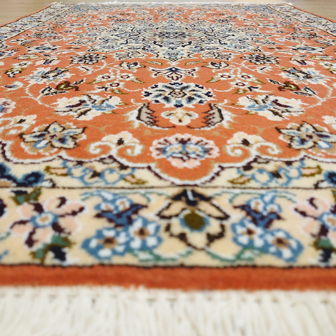ペルシャ絨毯 イラン ナイン産<br>玄関マットサイズ 90×60