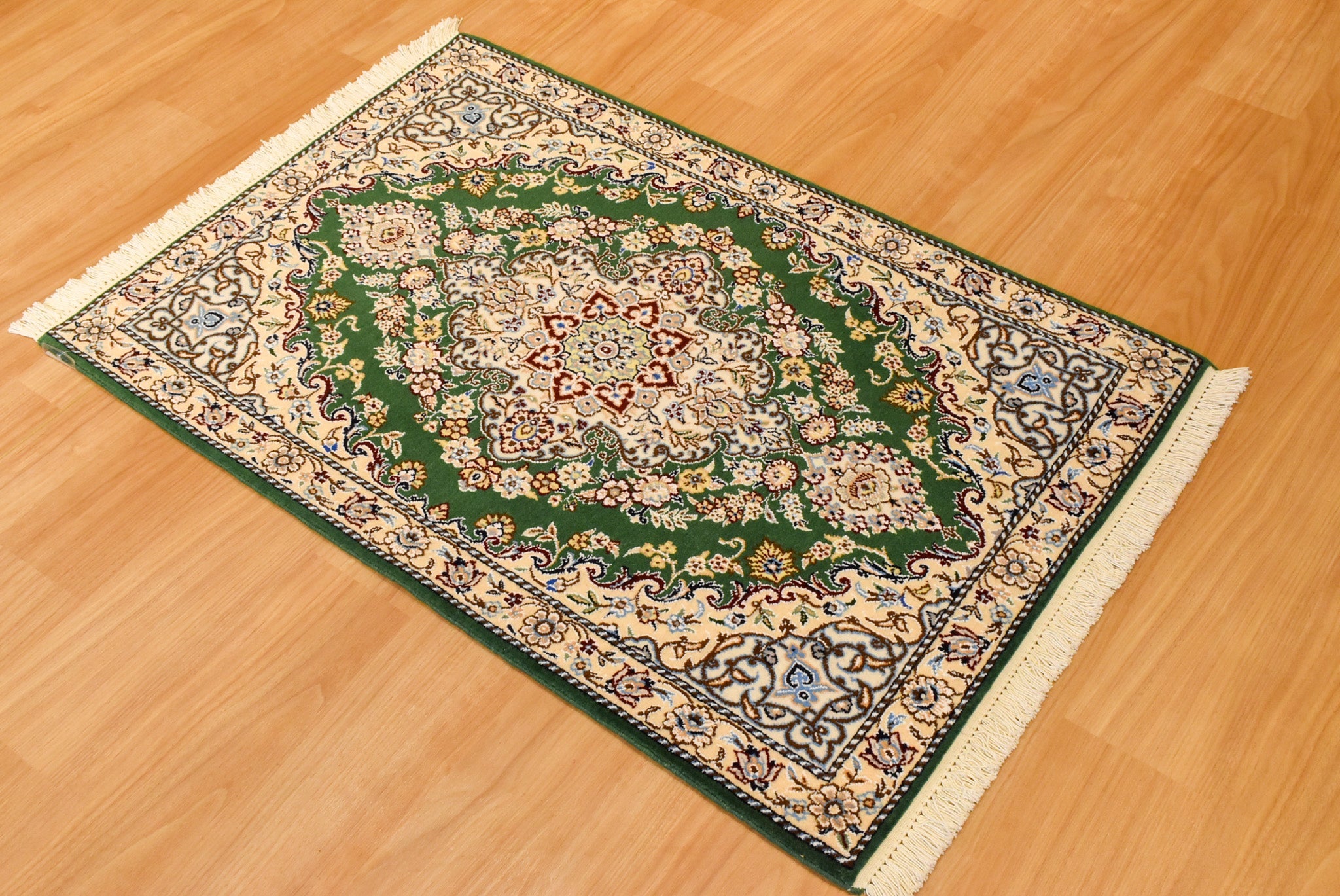 ペルシャ絨毯 イラン<br> ナイン産<br>サイズ:約80×120<br>【商品番号:6889】