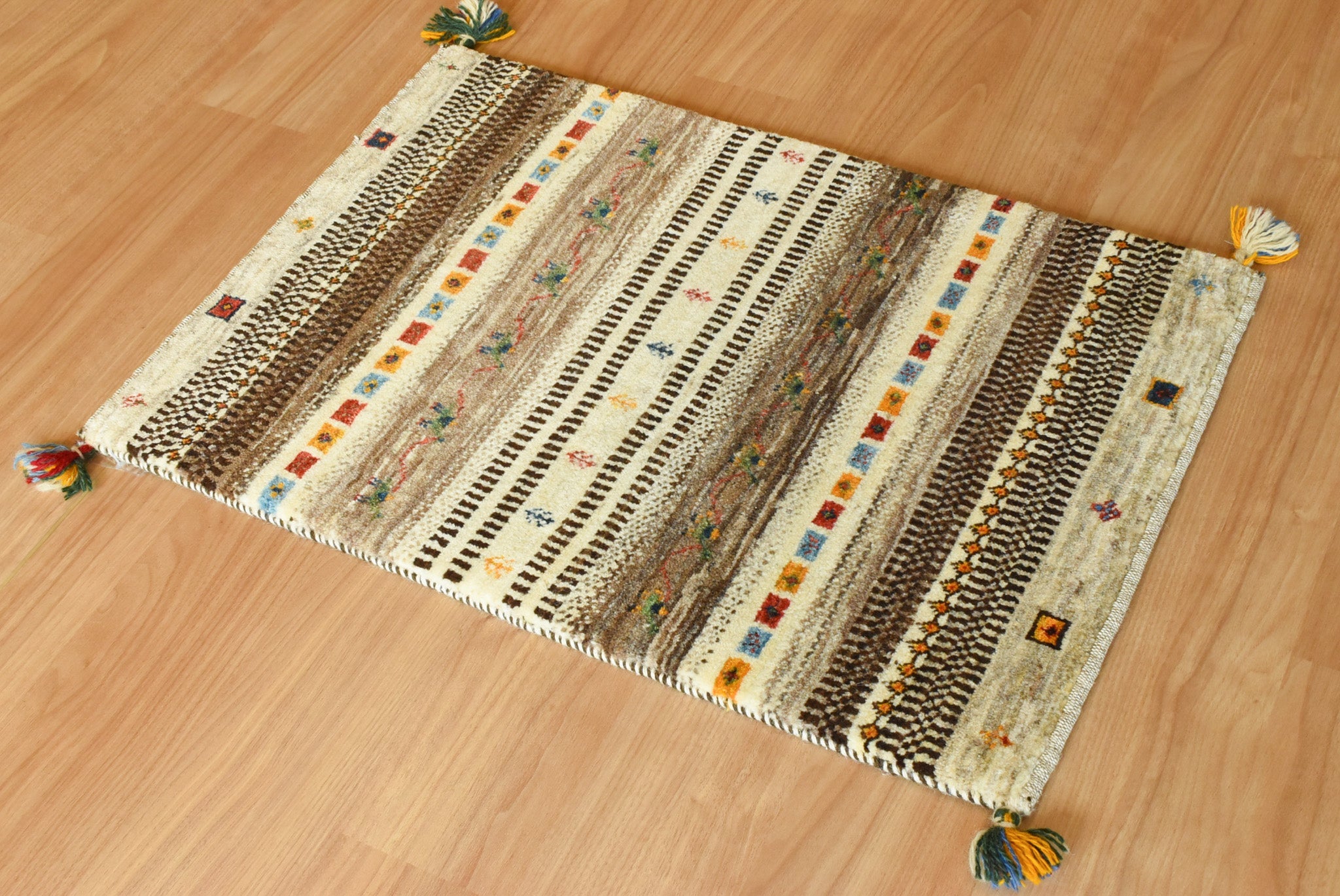 ギャッベ イラン産<br>玄関マットサイズ 62×89