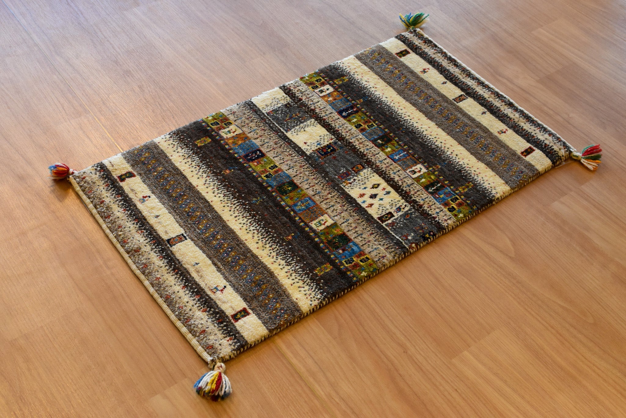 ギャッベ イラン産 <br>玄関マットサイズ<br>サイズ:約55×98<br>【商品番号:79652】