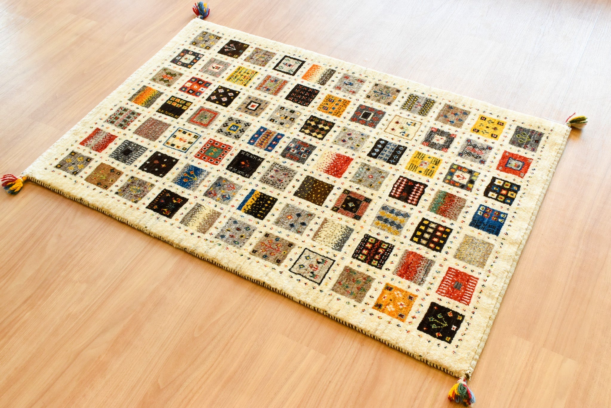 ギャッベ イラン産<br>玄関マットサイズ 85×129