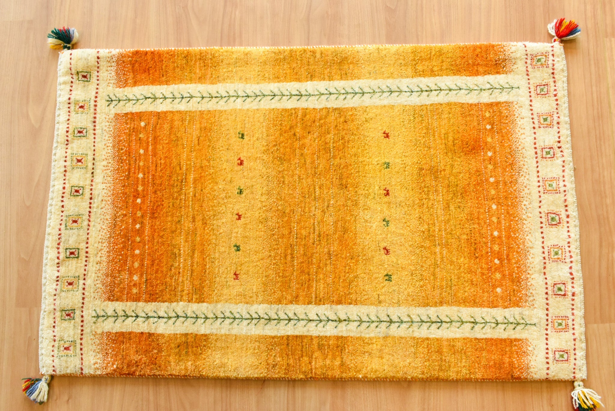 ギャッベ イラン産 <br>玄関マットサイズ<br>サイズ:約80×125<br>【商品番号:7740】