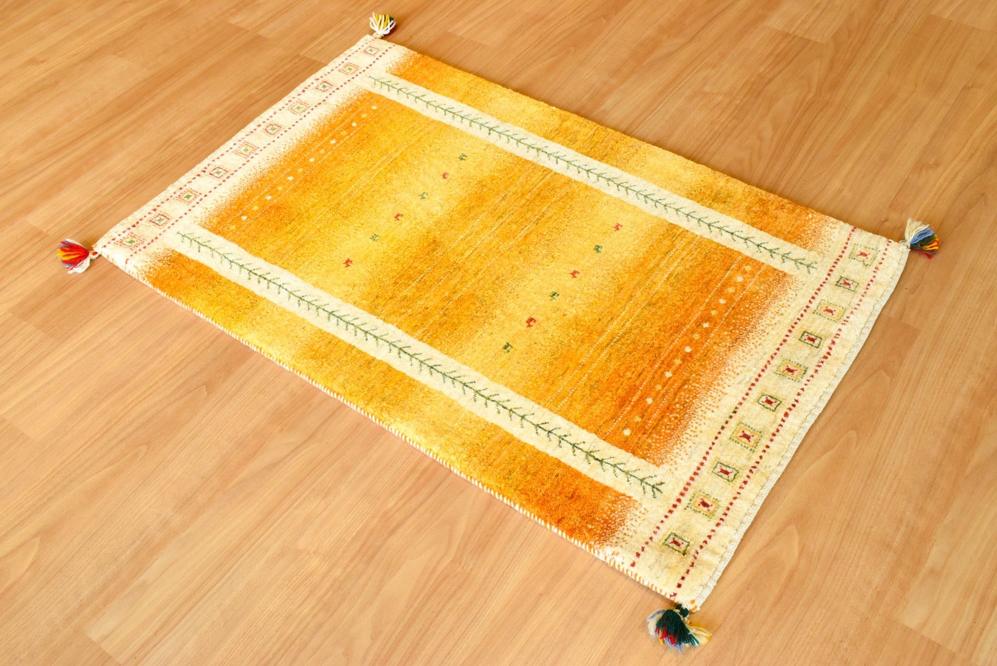 ギャッベ イラン産 <br>玄関マットサイズ<br>サイズ:約80×125<br>【商品番号:7740】