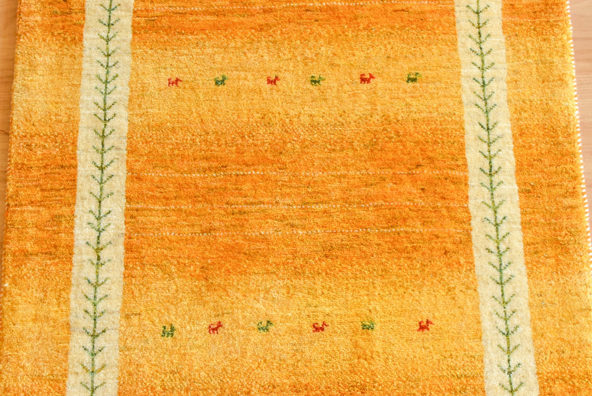 ギャッベ イラン産 <br>玄関マットサイズ<br>サイズ:約80×125<br>【商品番号:7740】
