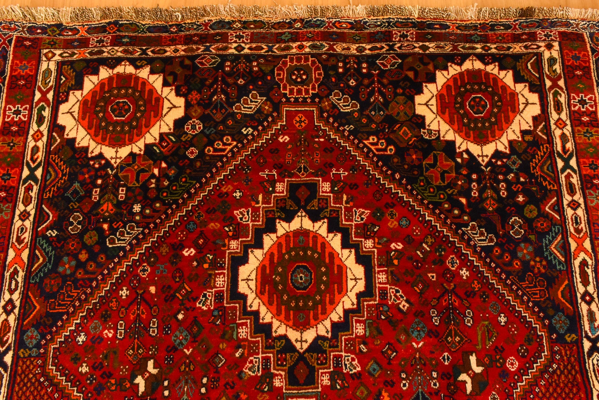 トライバルラグ イラン産 シラーズ<br>リビングサイズ 175×263