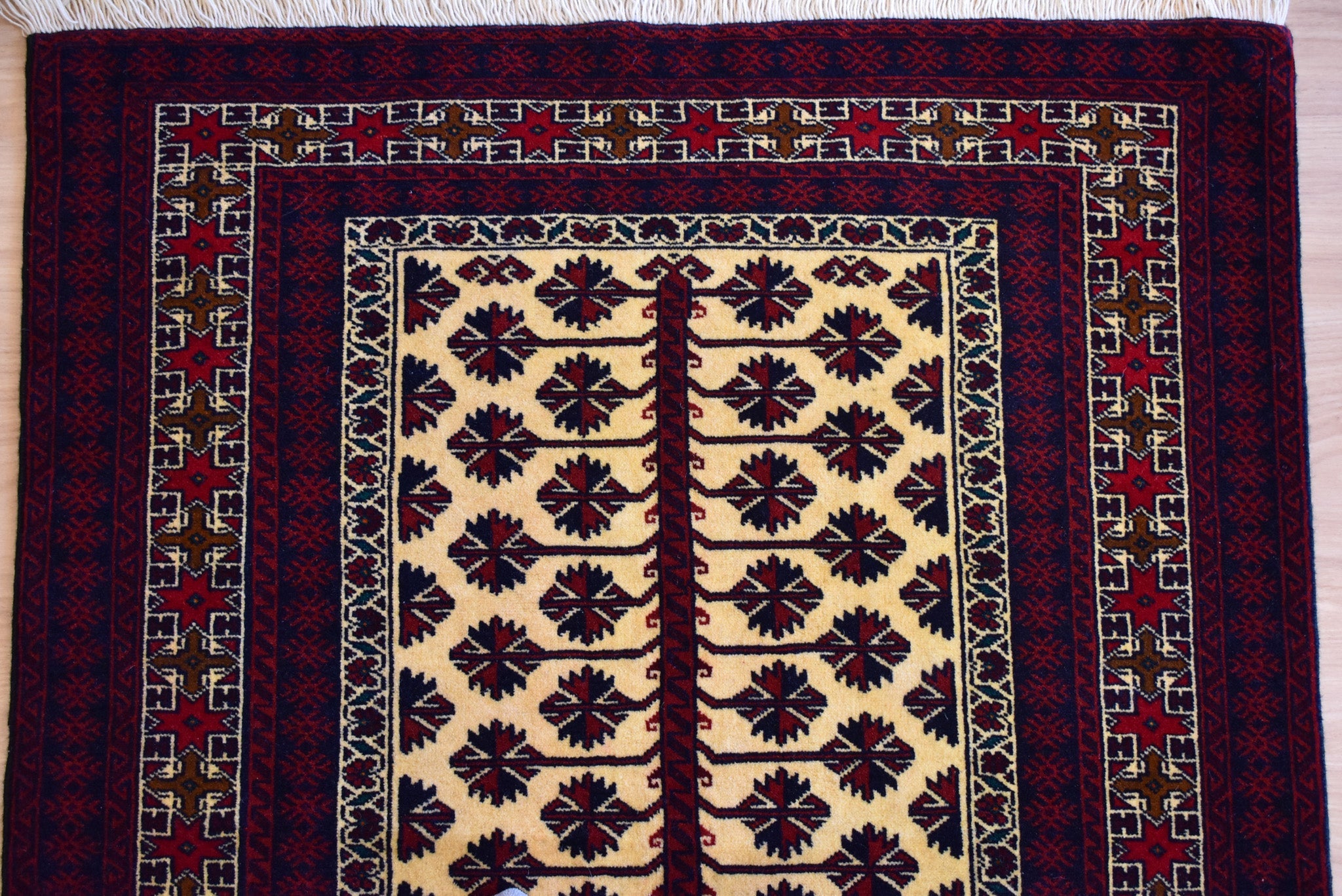 トライバルラグ イラン産 バルーチ<br>リビングサイズ 147×102