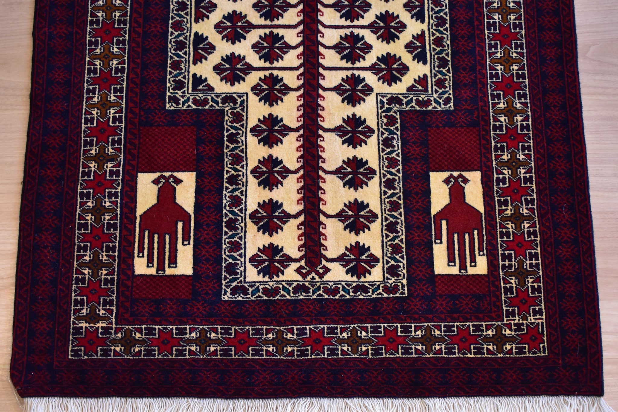 トライバルラグ イラン産 バルーチ<br>リビングサイズ 147×102