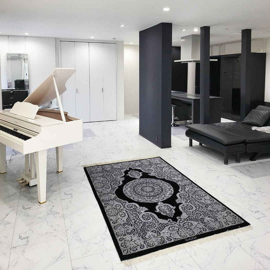 納品事例　福山市　K様邸　ペルシャ絨毯　クム産　サイディ工房