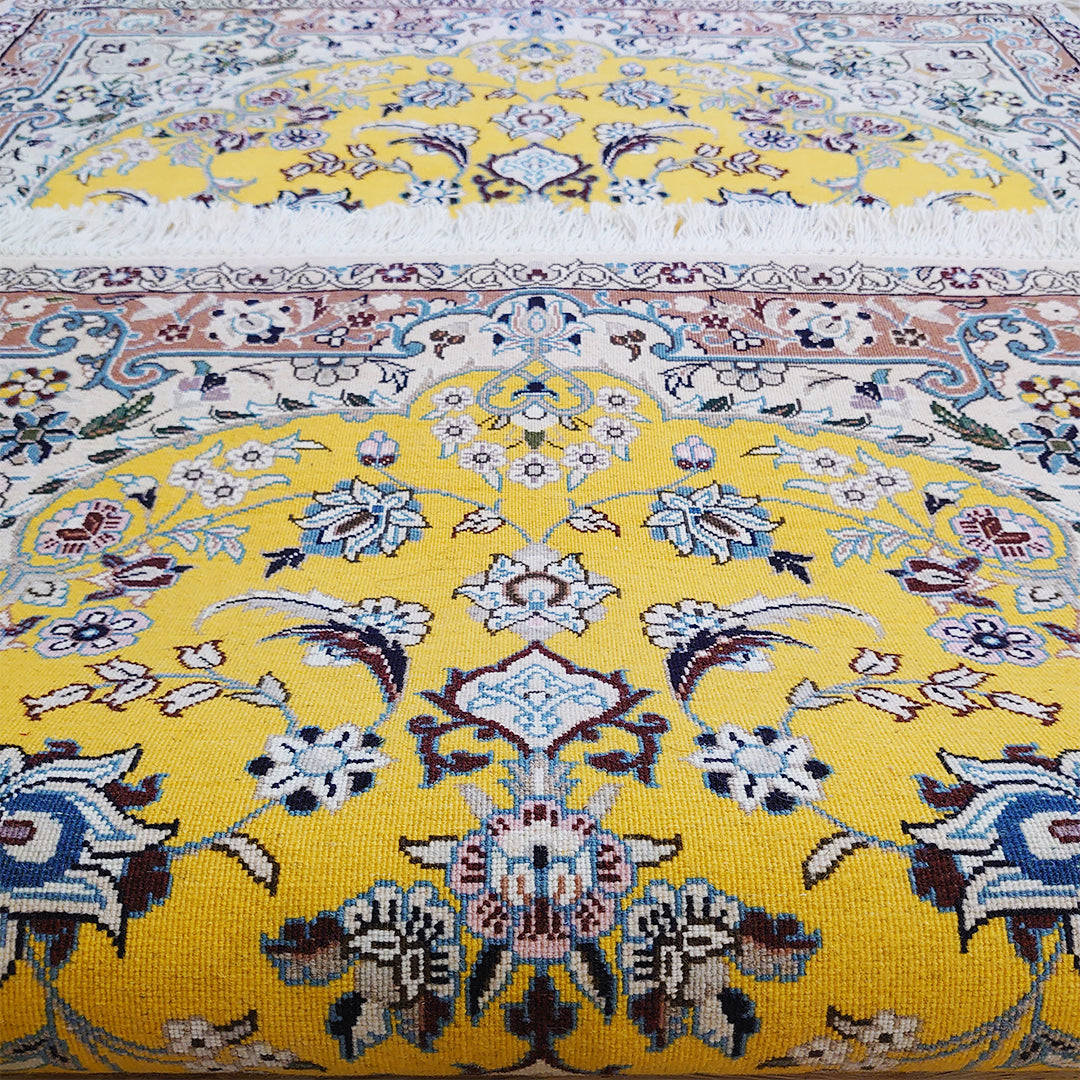 ペルシャ絨毯 イラン ナイン産<br>玄関マットサイズ 154×102