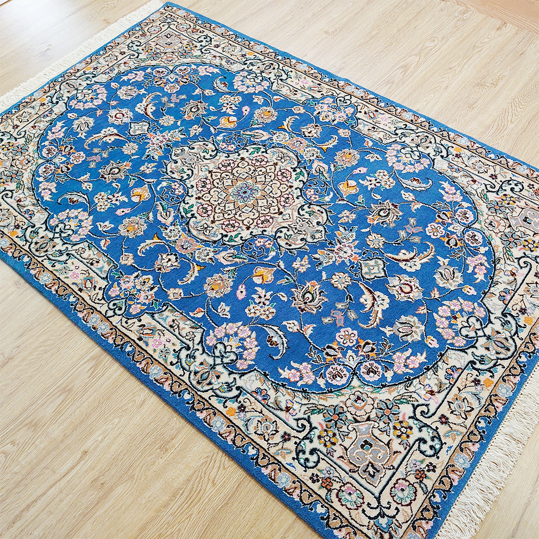 ペルシャ絨毯 イラン ナイン産<br>玄関マットサイズ 157×105