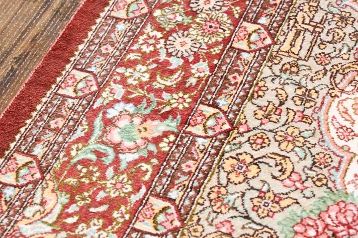 ペルシャ絨毯　イラン<br>クム産 116✕79<br>【商品番号： 937674】