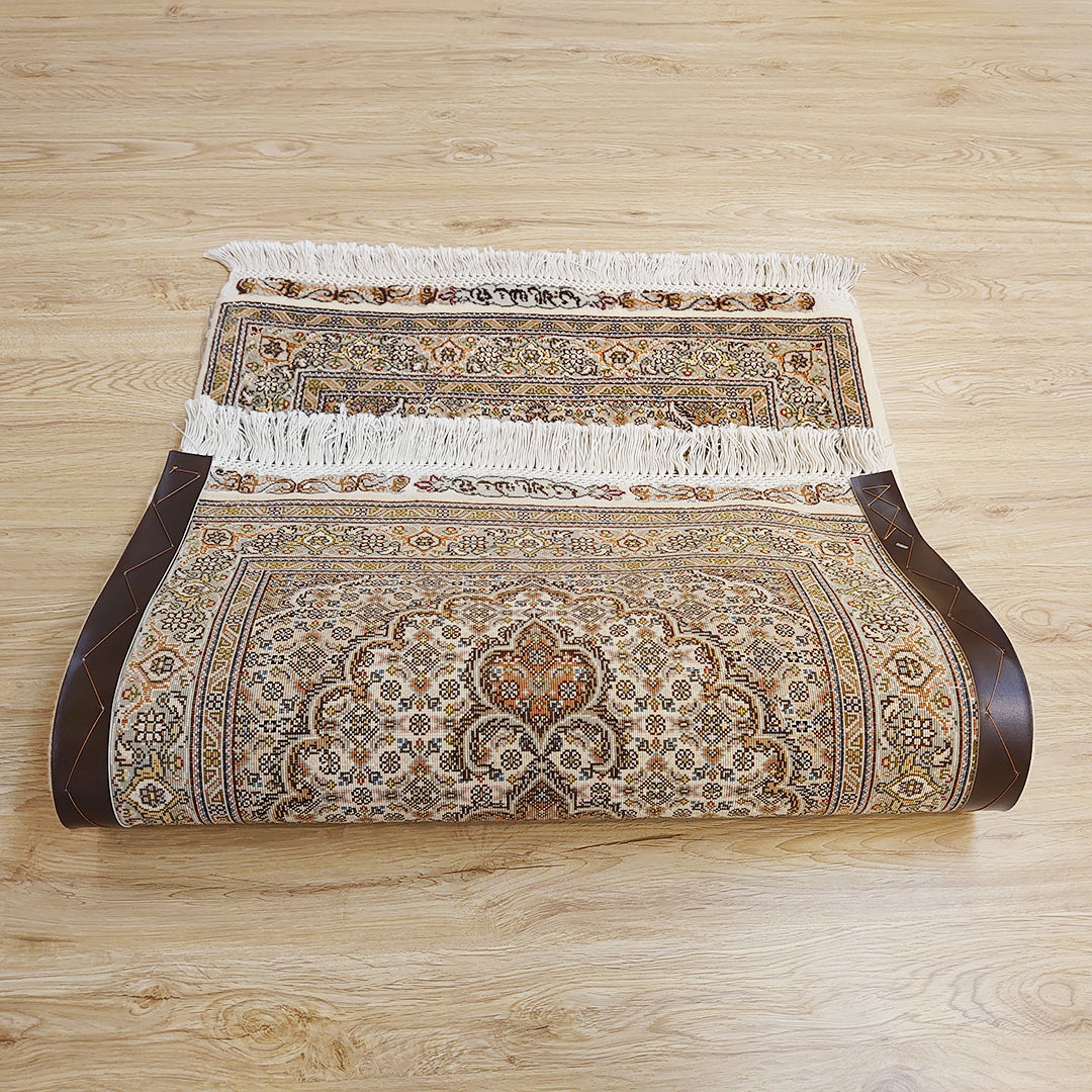 ペルシャ絨毯 イラン タブリーズ産<br>玄関マットサイズ 97×63