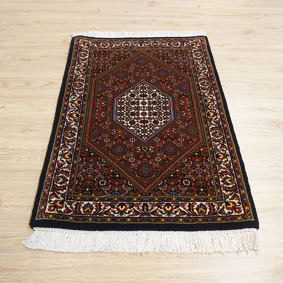 ペルシャ絨毯 イラン ビジャー産<br>玄関マットサイズ 90×60