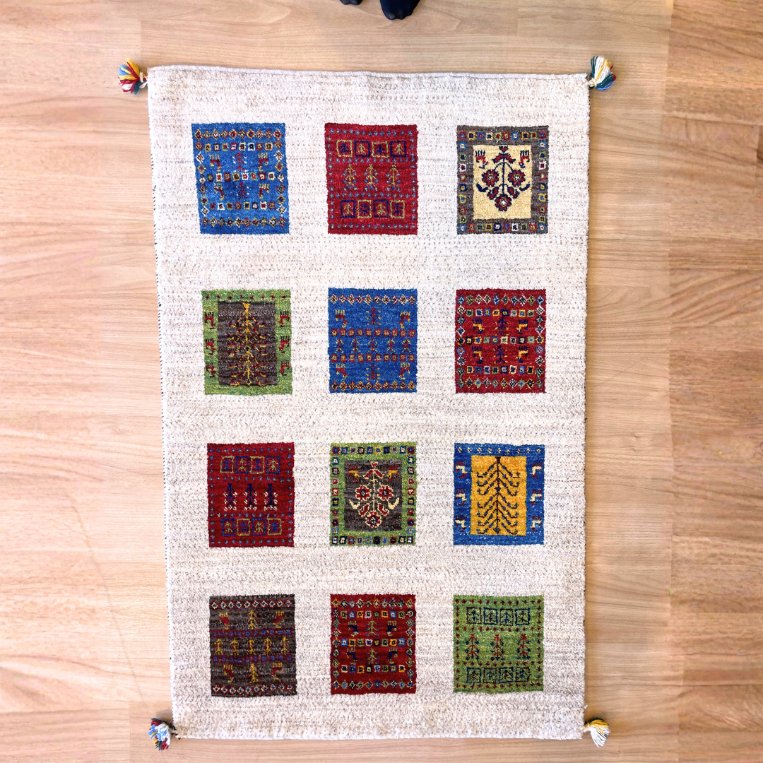 ギャッベ イラン産<br>玄関マットサイズ 134×85