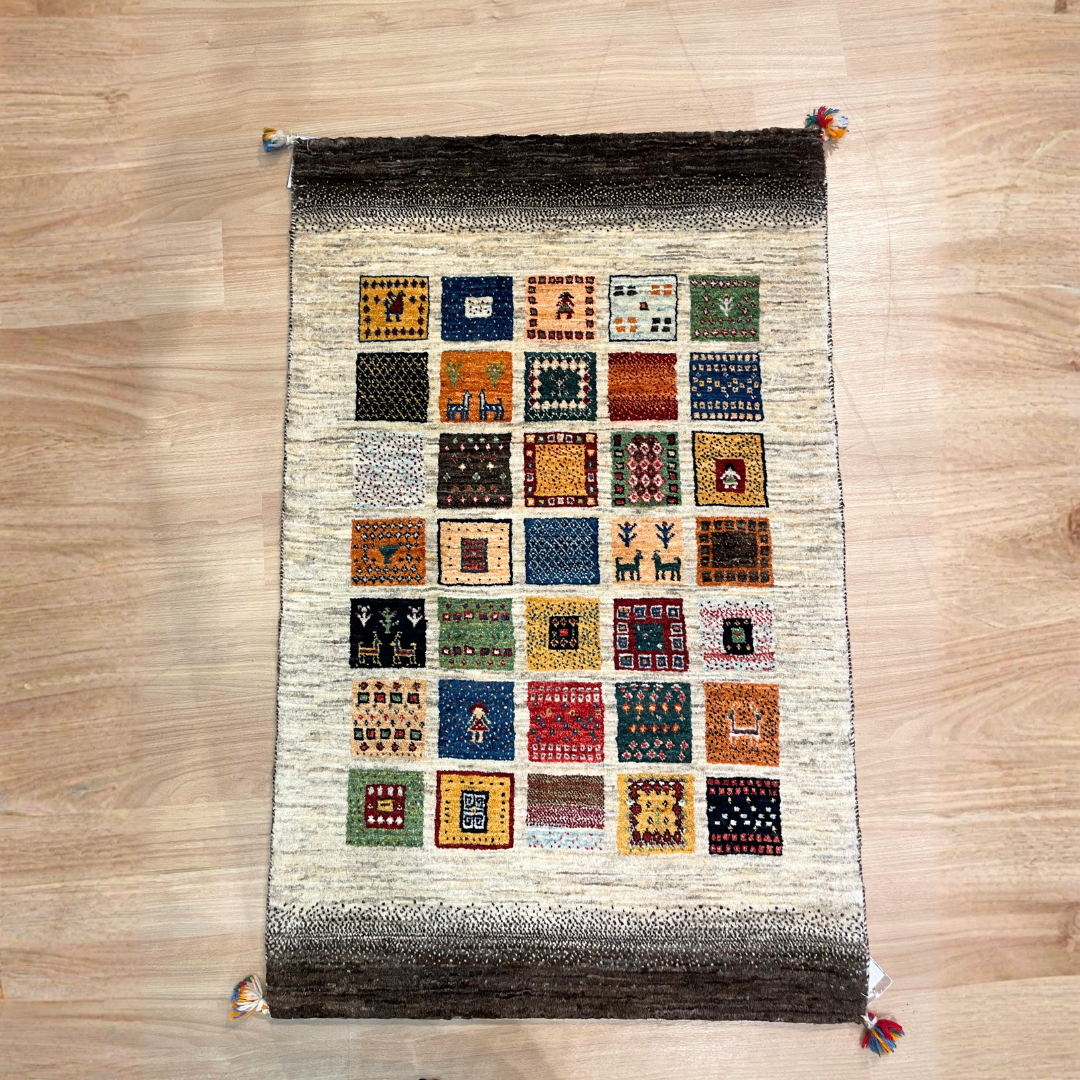 ギャッベ イラン産<br>玄関マットサイズ 132×84