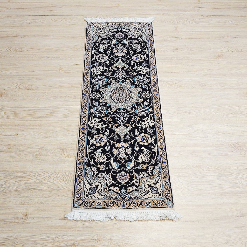 ペルシャ絨毯 イラン ナイン産<br>ロングサイズ 125×40