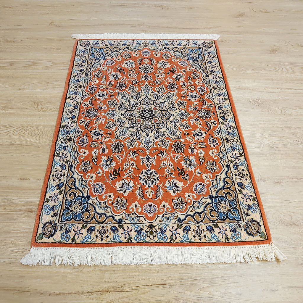 ペルシャ絨毯<br>イラン ナイン産<br>玄関マットサイズ 90×60