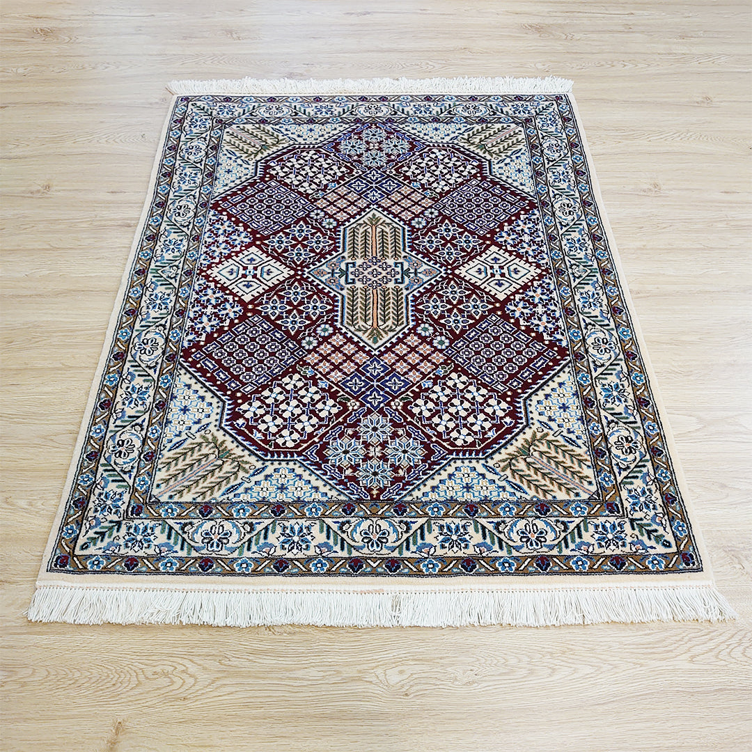 ペルシャ絨毯 イラン ナイン産<br>玄関マットサイズ 115×92