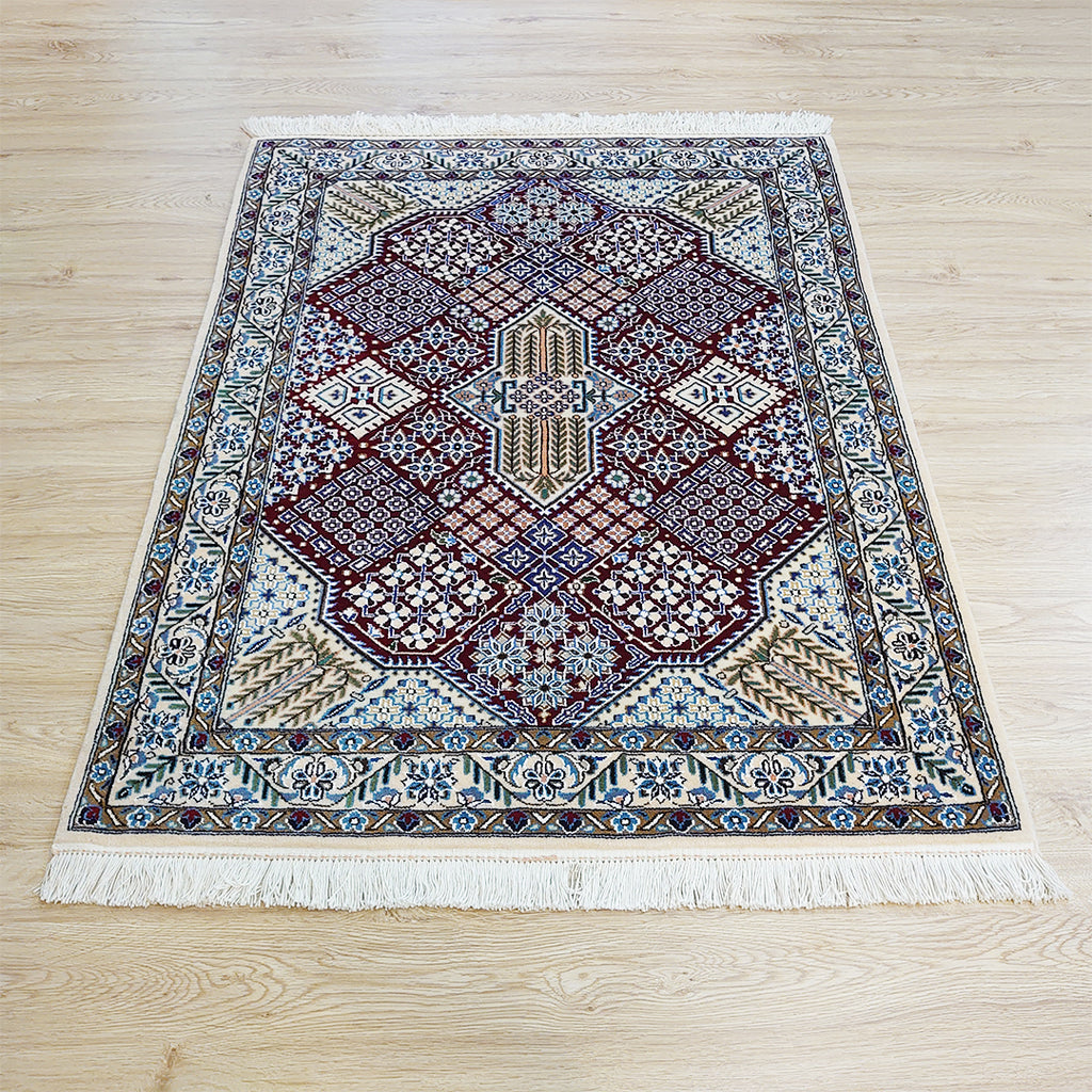 ペルシャ絨毯<br>イラン ナイン産<br>玄関マットサイズ 115×92