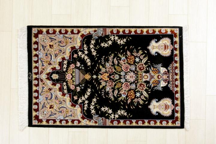 ペルシャ絨毯 イラン クム産玄関マットサイズ 91✕60