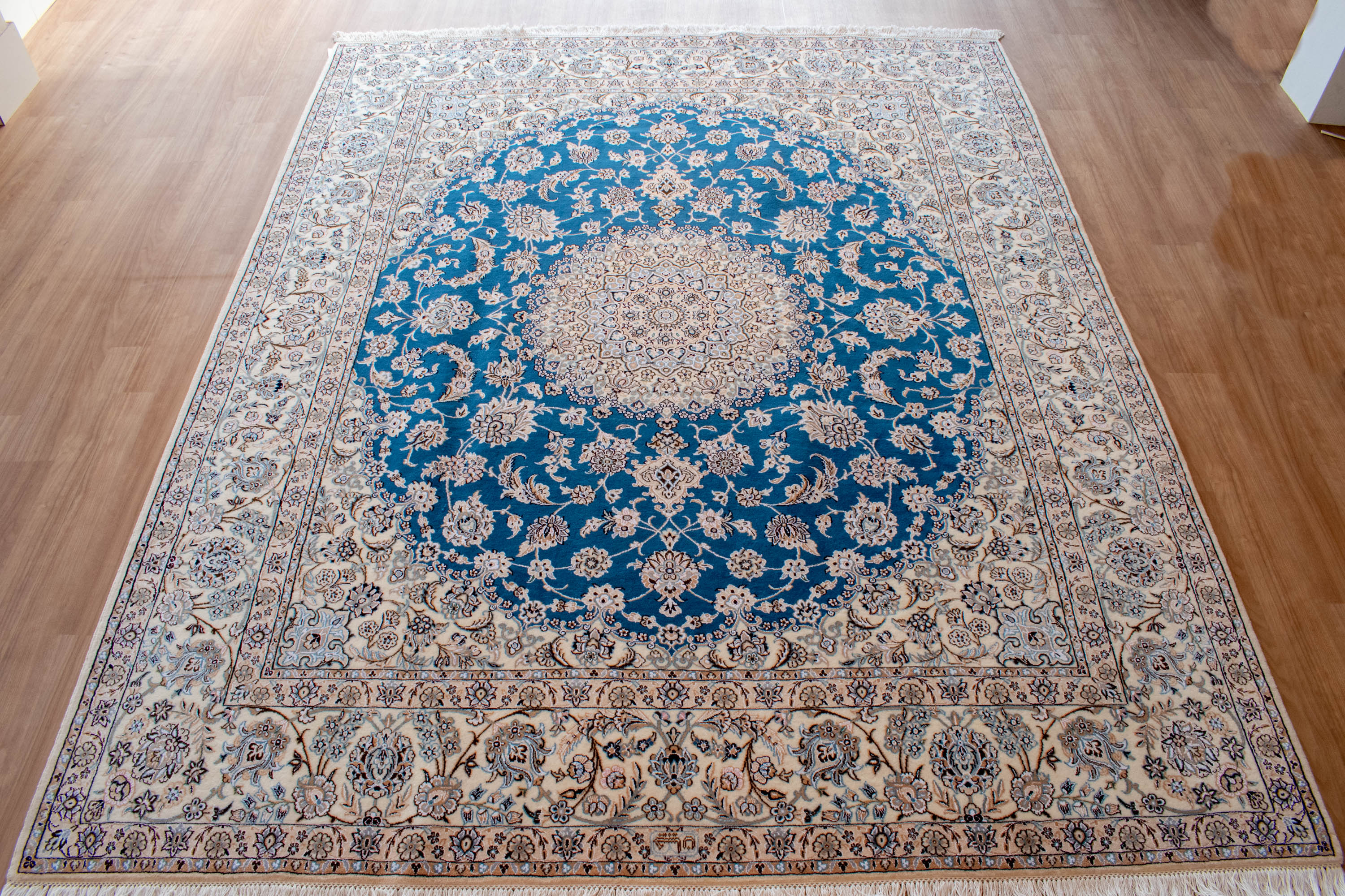 ペルシャ絨毯 ナイン産 118cm丸 WNDS-118 ナイン産ペルシャ絨毯 208×132cm｜ペルシャ絨毯