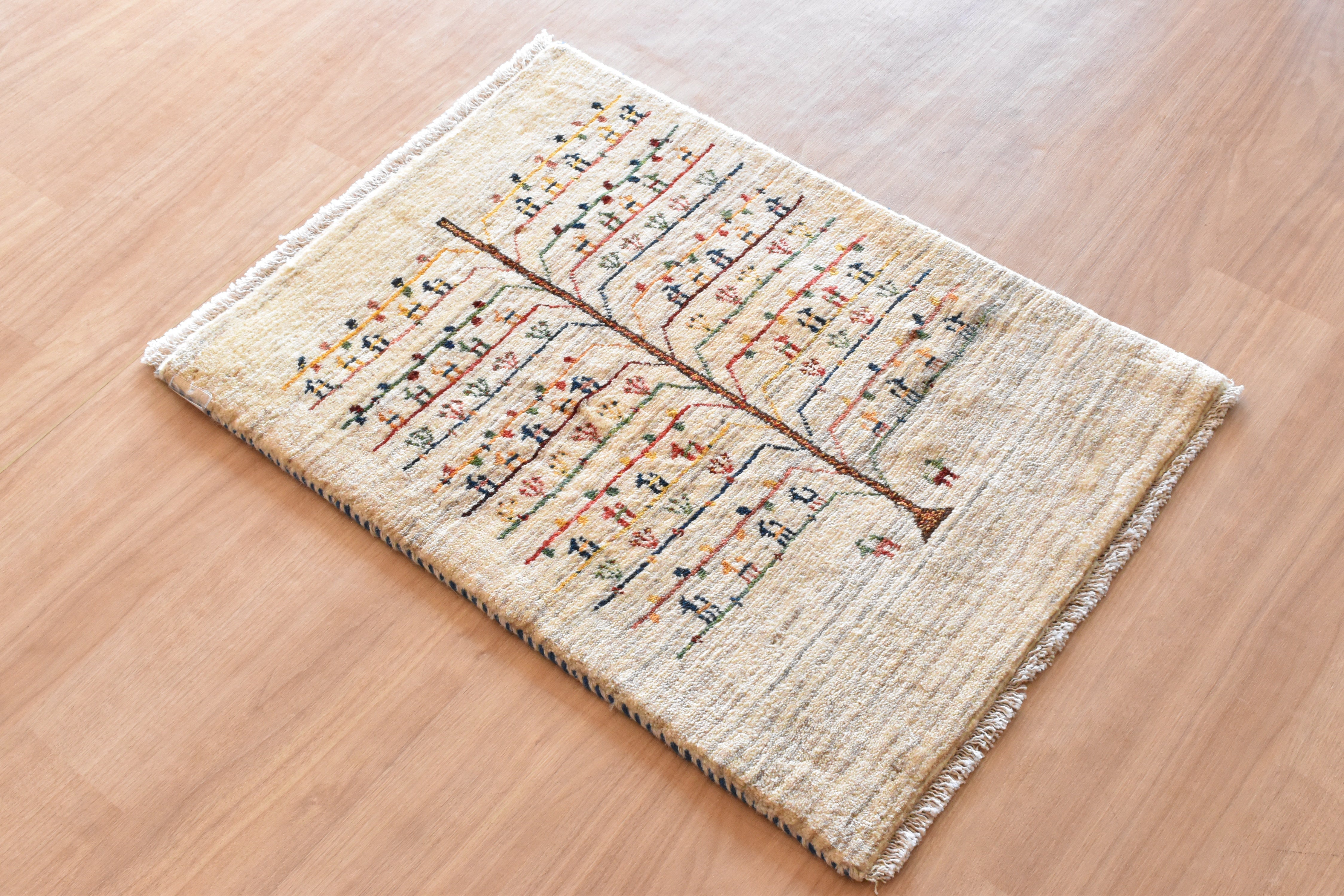 ギャベ イラン産 66×86 K-33 ギャッベ イラン産玄関サイズ 89✕65