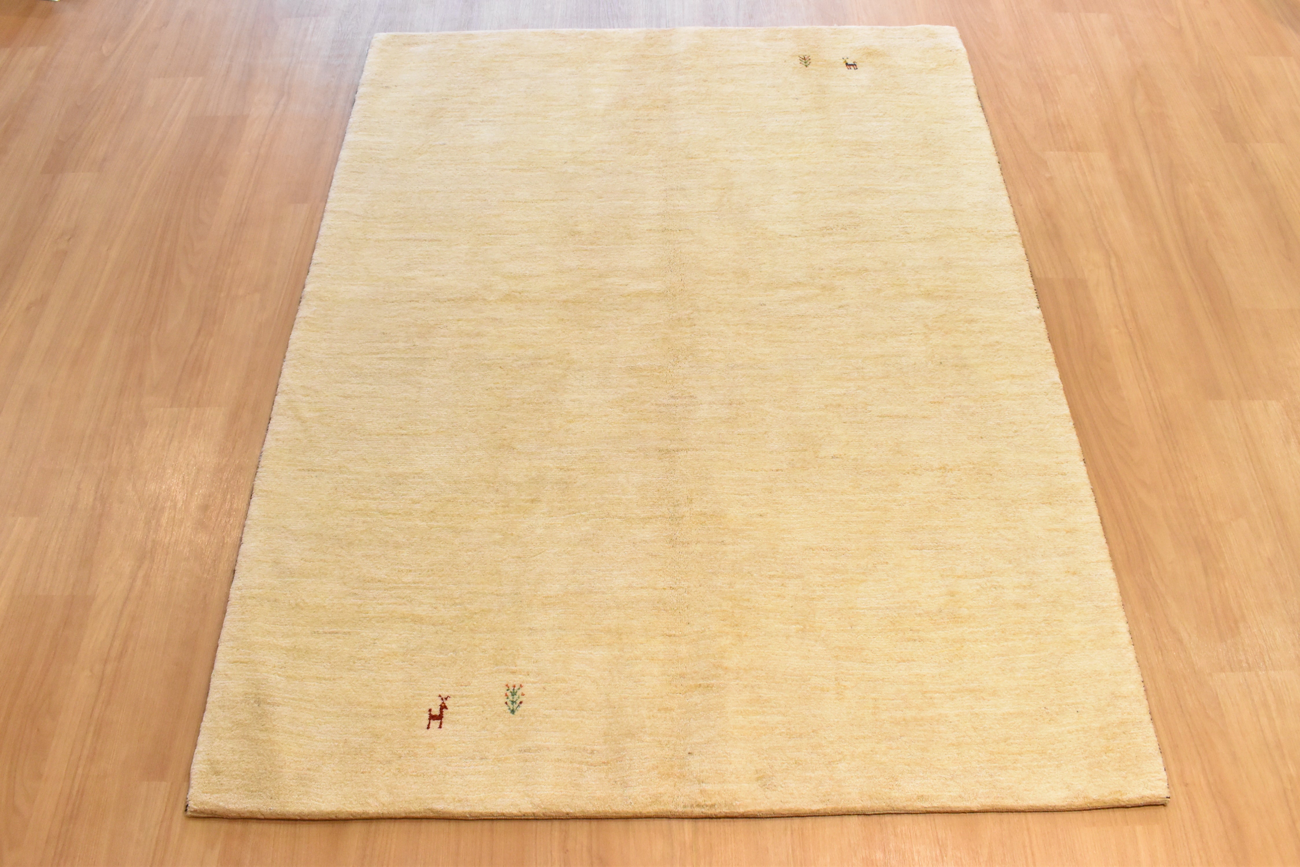 ギャッベ　イラン産 <br>リビングサイズ  195✕149✕1.7<br>【商品番号：12625】