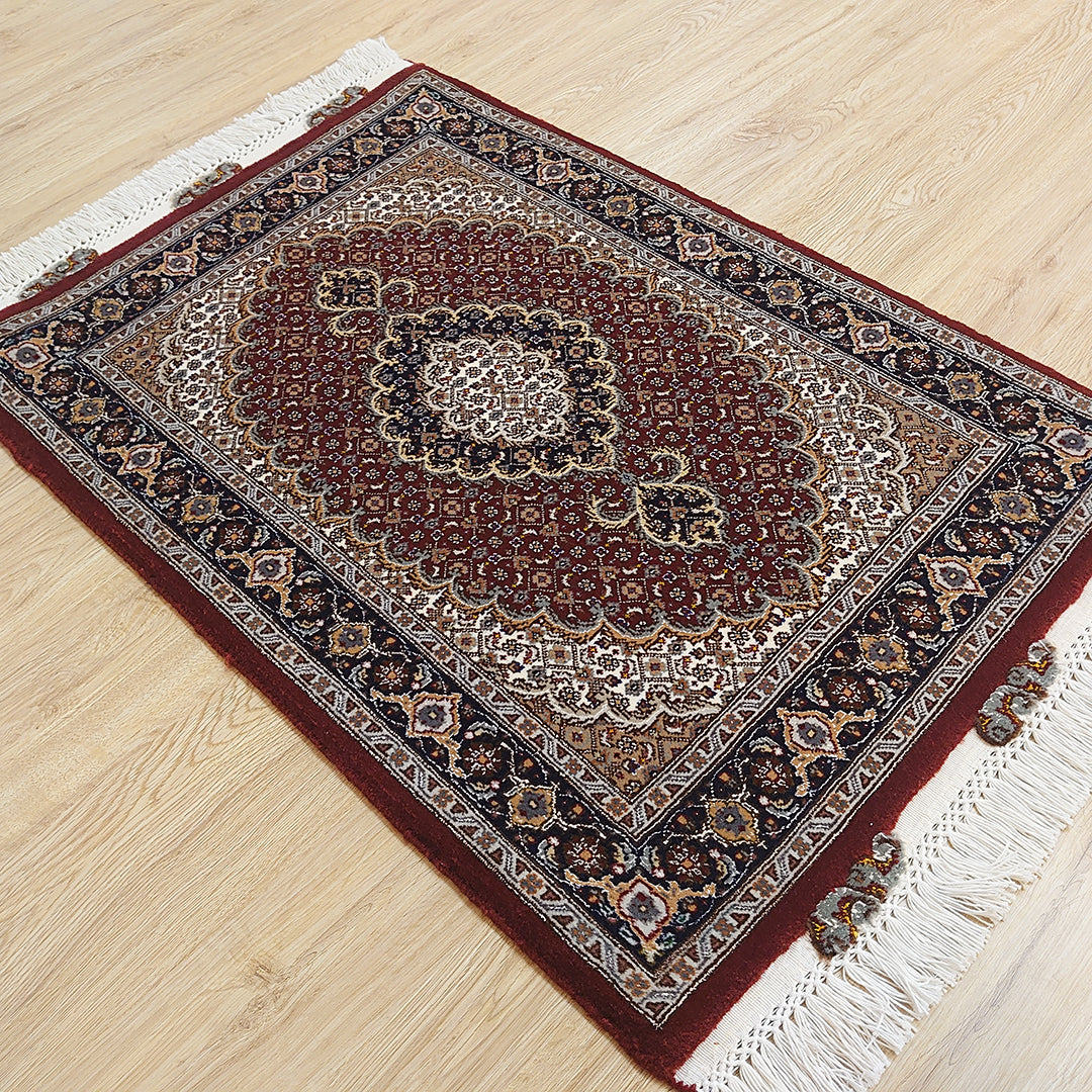 ペルシャ絨毯 イラン タブリーズ産<br>玄関マットサイズ 90×64