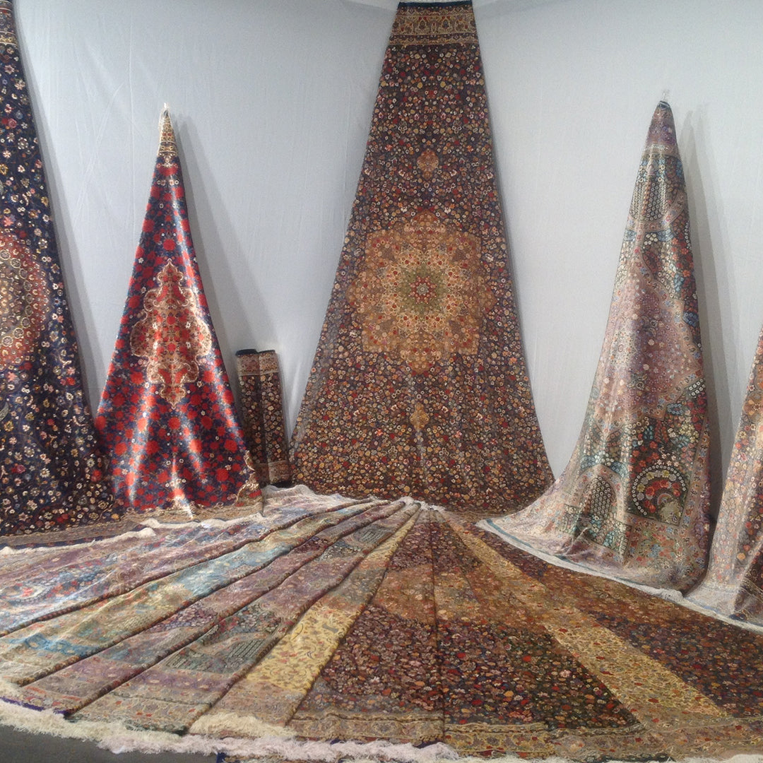 手織りペルシャ絨毯　新品　ナイン産　198×135cm　リビングサイズ ペルシャ絨毯 イラン ナイン産リビングサイズ 300✕246