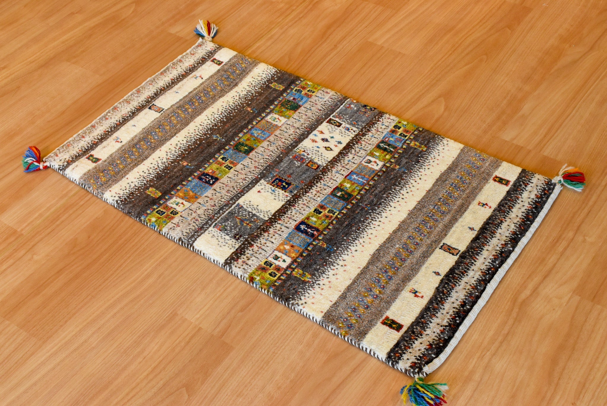 ギャッベ　イラン産 <br>玄関マットサイズ<br>ｻｲｽﾞ:約５５×９８<br>【商品番号：79652】
