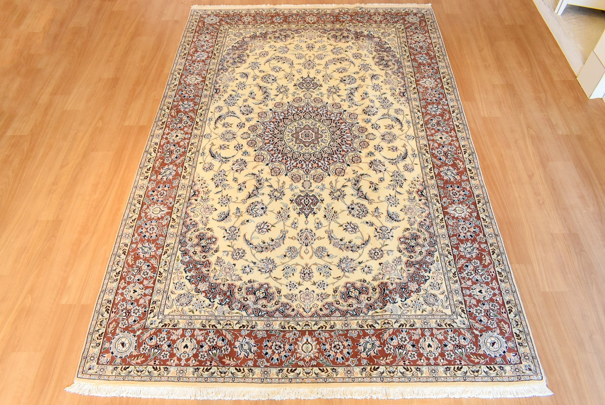 ペルシャ絨毯　イラン<br> ナイン産<br>ｻｲｽﾞ:約２０５×３１２<br>【商品番号：54608】